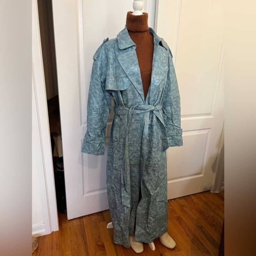 NEW Pretty Little Thing Pale Blue Croc PU Trench Coat | Size 10 - Picture 6 of 12